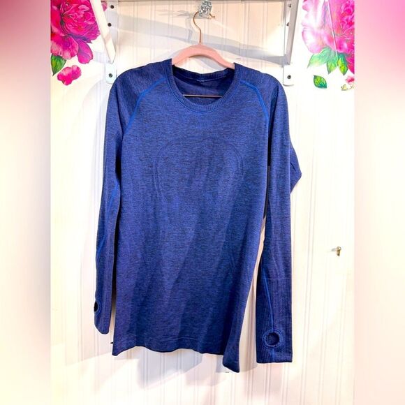 Lululemon Blue Long Sleeve Athletic Top Sz 8 - Picture 2 of 8